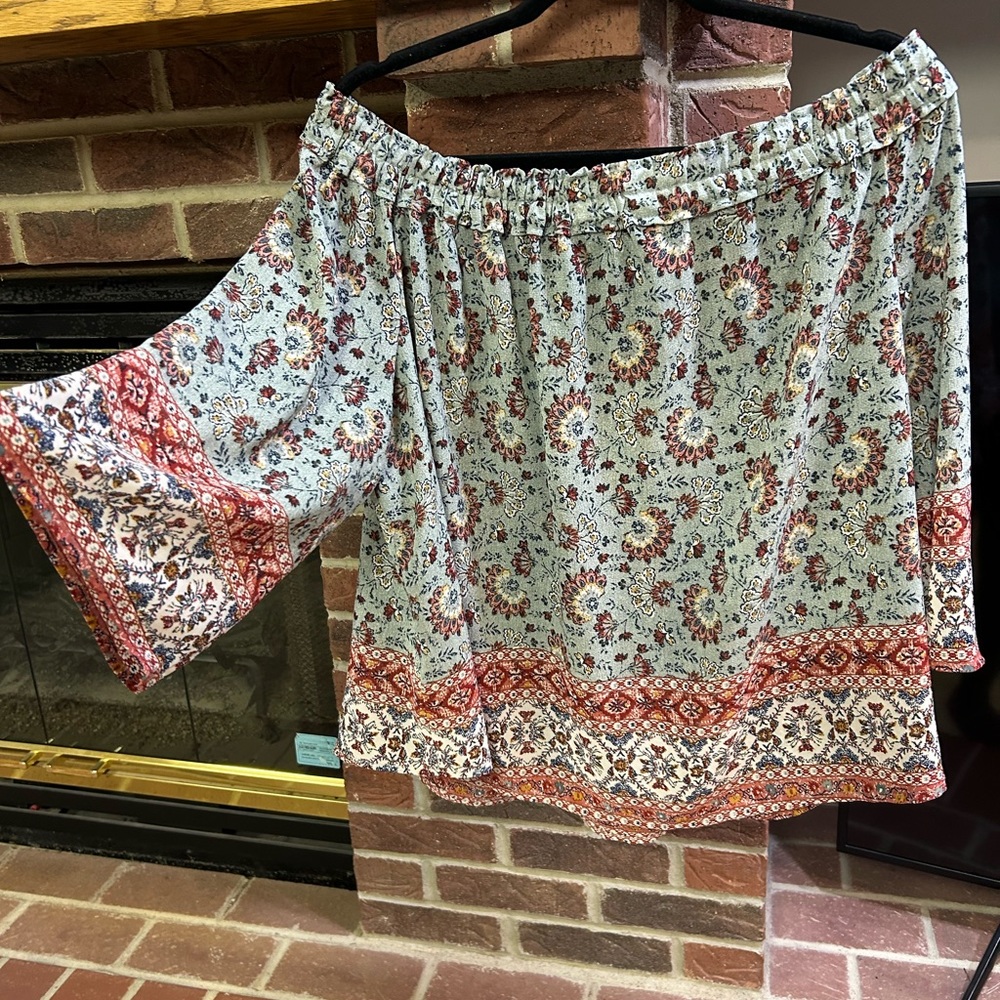 Knox Rose Flowy Off the Shoulder Light Women's Size XXL